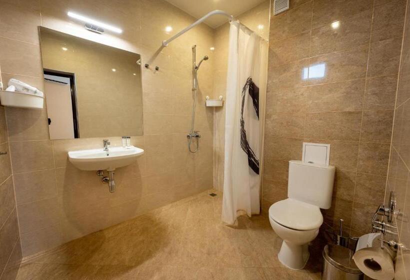 호텔 семеен хотел константинови