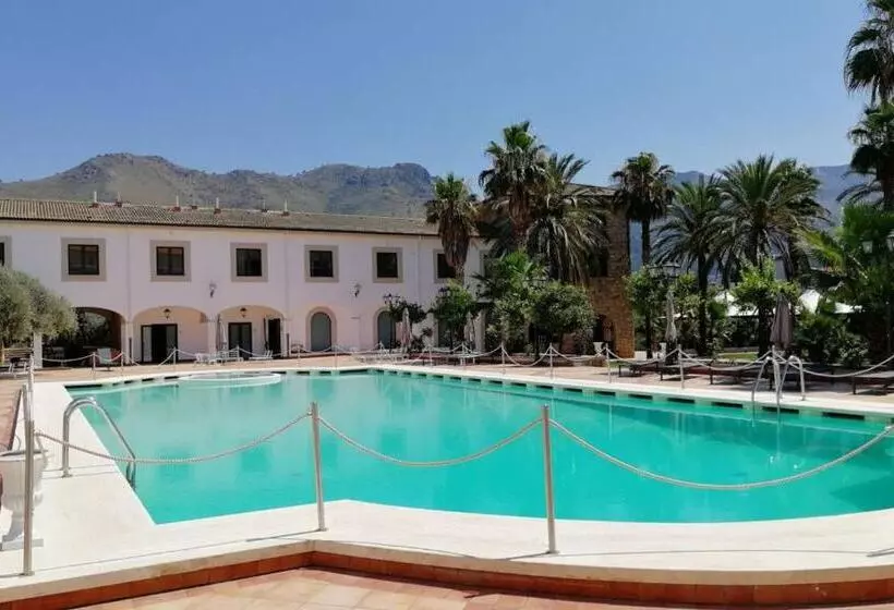 هتل Al Balhara Resort