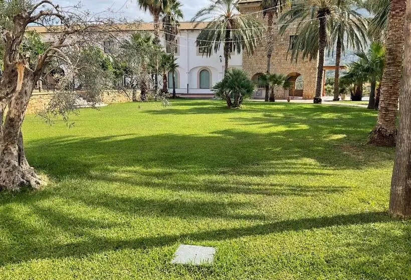 هتل Al Balhara Resort