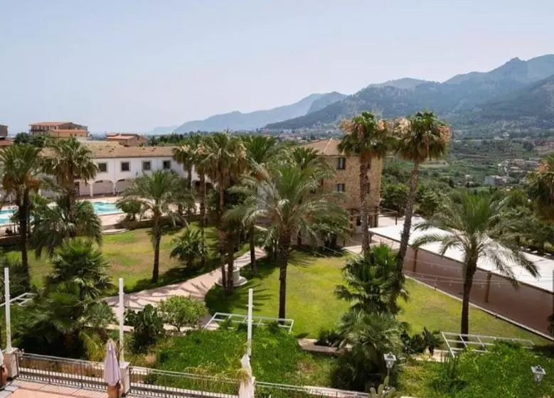 هتل Al Balhara Resort