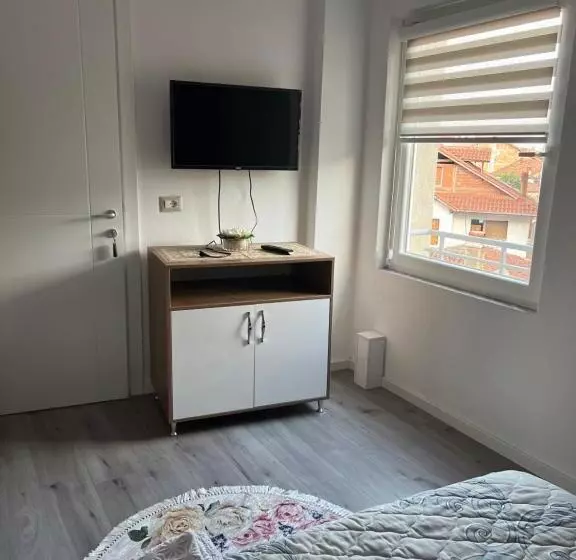 پانسیون Vila Nikolla