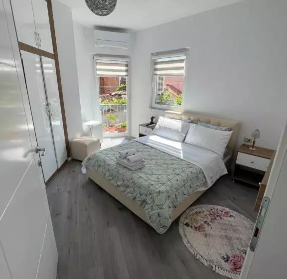 پانسیون Vila Nikolla