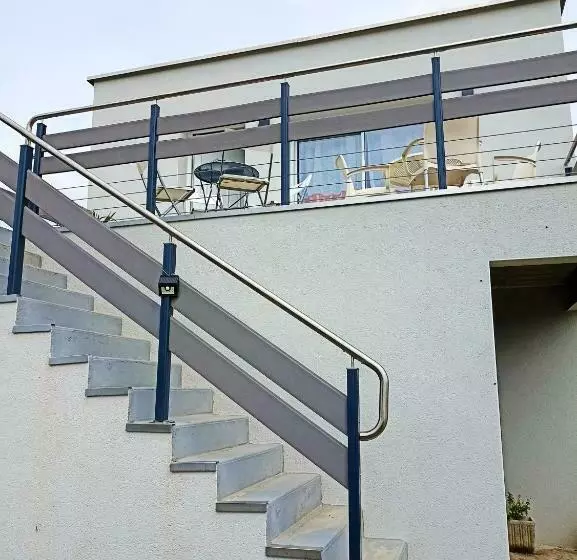 Appartement Confortable A Arnage 80 M² Terrasse Et Jardin