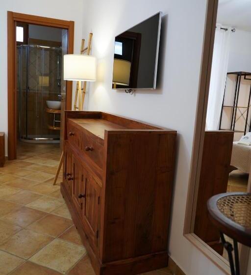 تختخواب و صبحانه Familiainn Rooms & Apartments