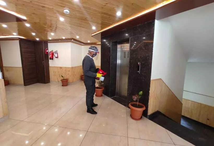 ホテル Abhilashi Residency & Spa   Centrally Heated & Air Cooled