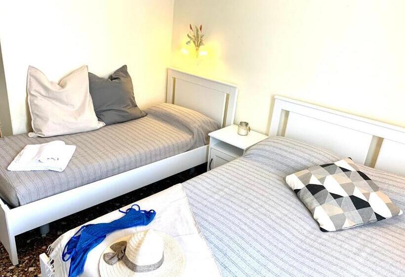 Отель Baia Di Levanto