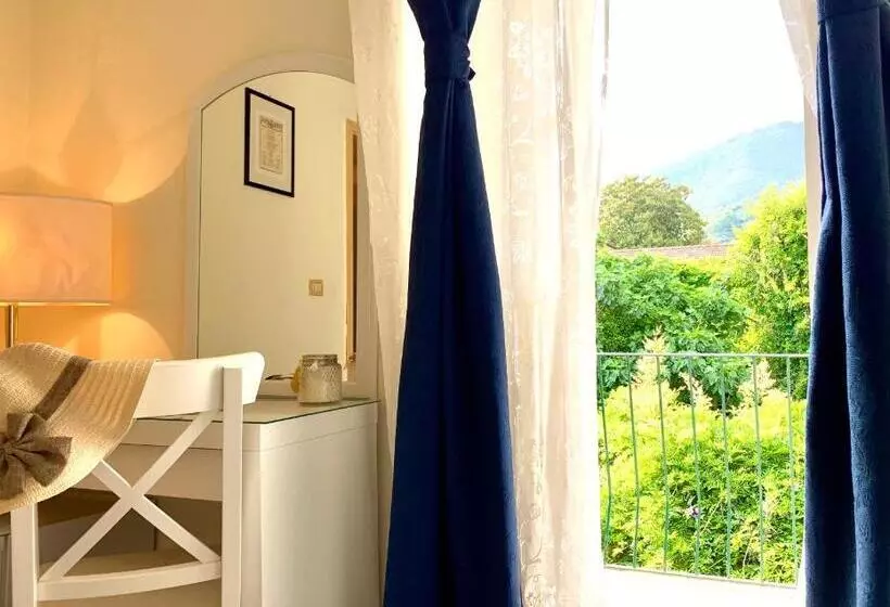 ホテル Baia Di Levanto