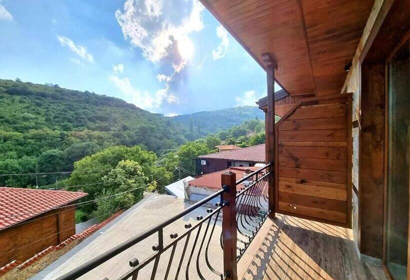 فندق семеен хотел берое