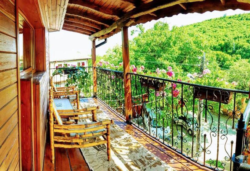 فندق семеен хотел берое