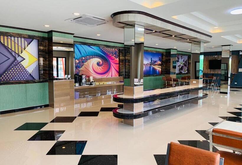 Отель โรงแรมมาลินี