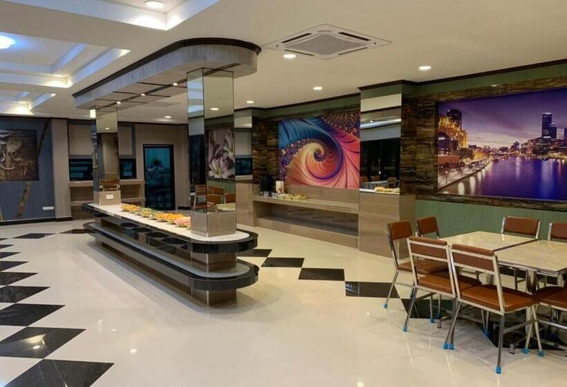 Отель โรงแรมมาลินี