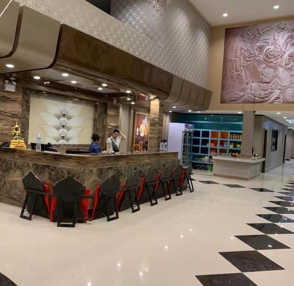 Отель โรงแรมมาลินี