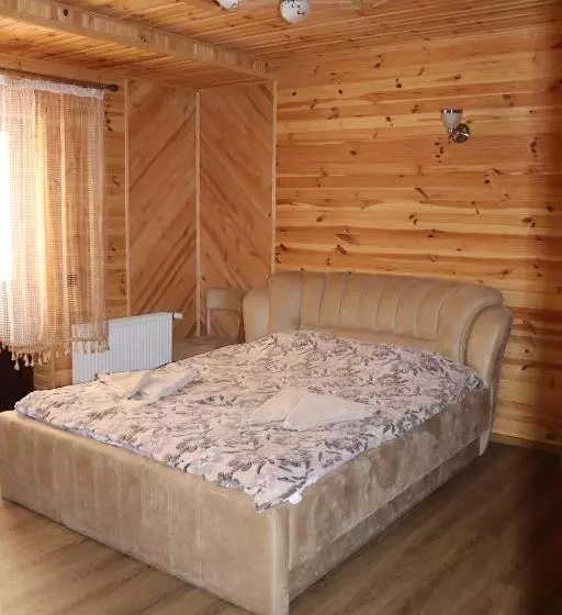 Majatalo гостинний двір вишня