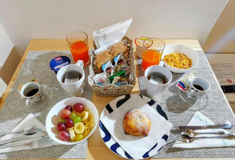 تختخواب و صبحانه Duomo 152 Napoli