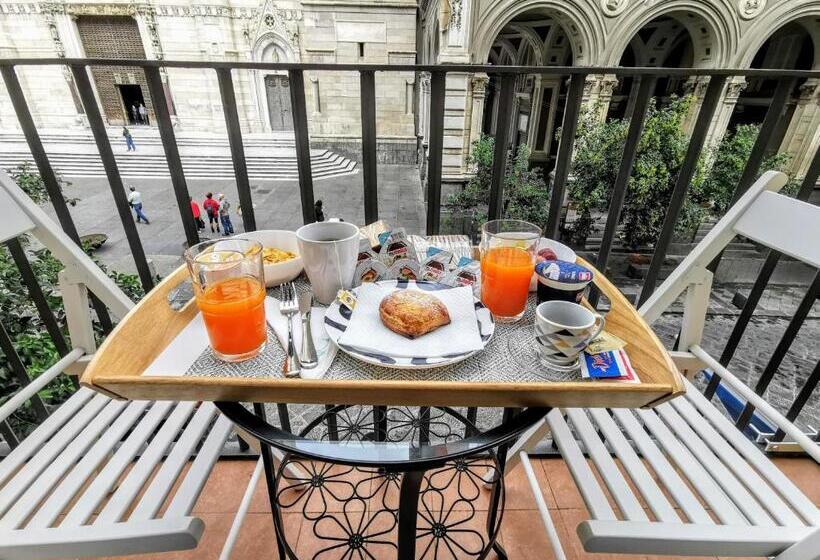 تختخواب و صبحانه Duomo 152 Napoli