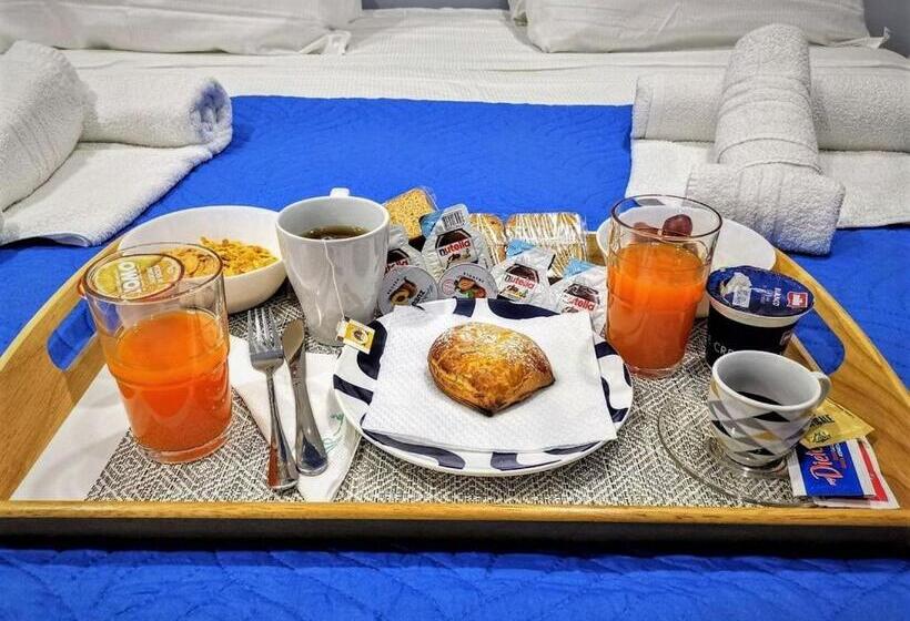 تختخواب و صبحانه Duomo 152 Napoli