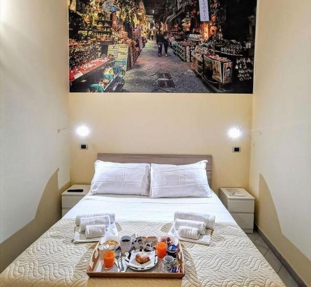 تختخواب و صبحانه Duomo 152 Napoli