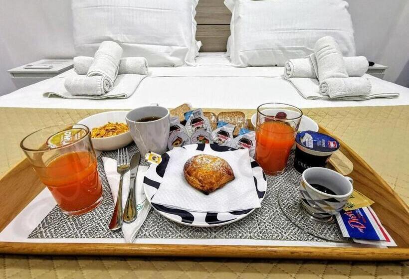 تختخواب و صبحانه Duomo 152 Napoli