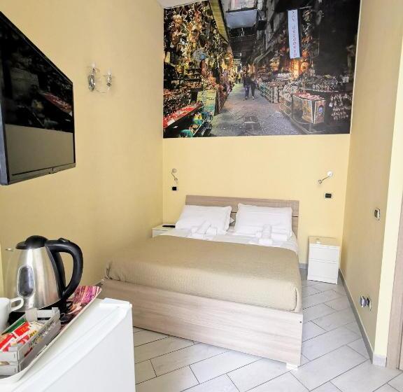 تختخواب و صبحانه Duomo 152 Napoli