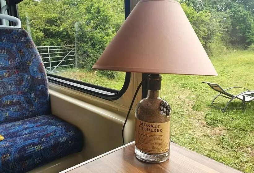 Double Decker Bus On An Alpaca Farm Sleeps 8, 5 Mins Drive To Dartmoor