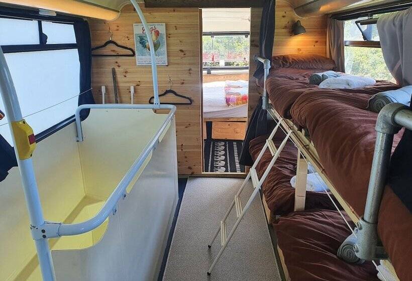Double Decker Bus On An Alpaca Farm Sleeps 8, 5 Mins Drive To Dartmoor