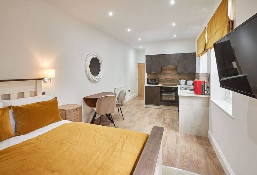 Host & Stay Studio Pods