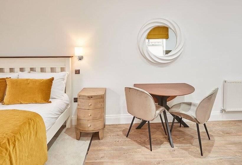 Host & Stay Studio Pods