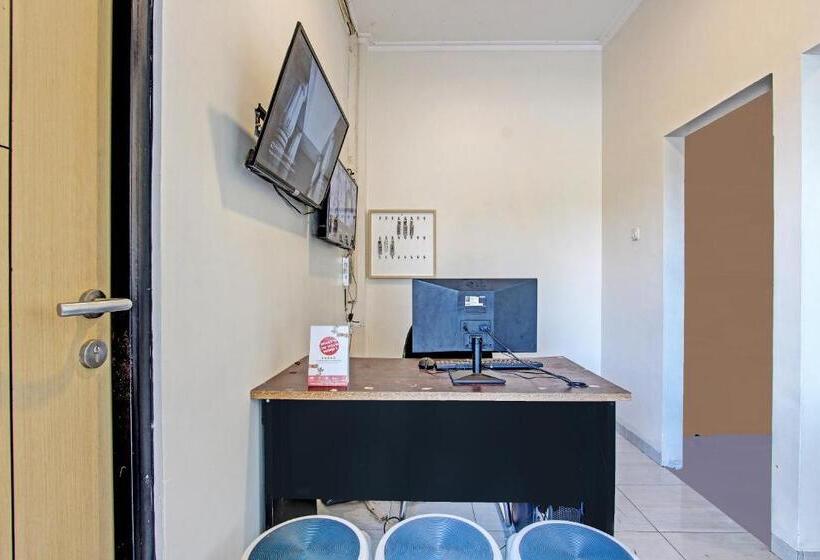 Hotel Capital O 91377 Mk Prime Syariah