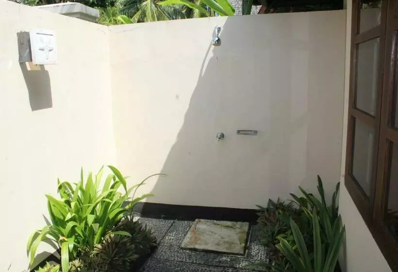 Hotelli Tanjung Lesung Beach