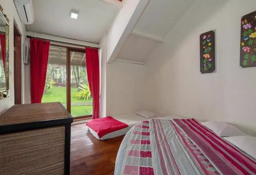 Hotelli The Village Resort Bogor