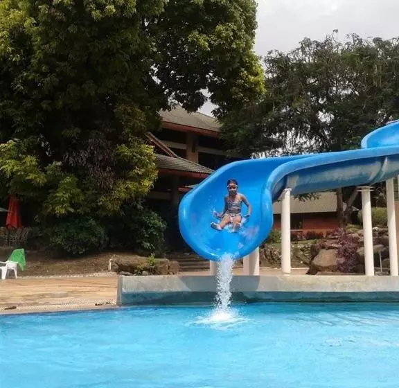 Muaklek Paradise Resort