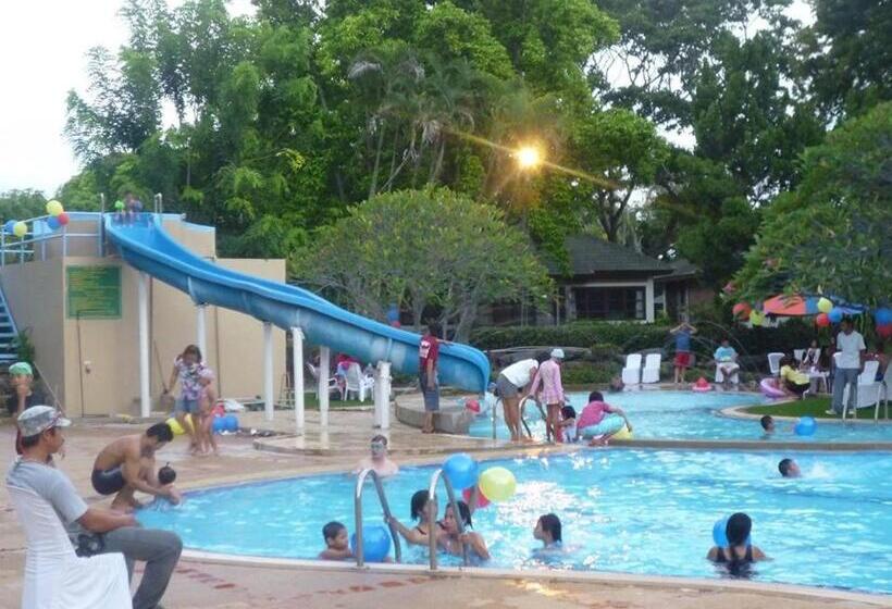 Muaklek Paradise Resort