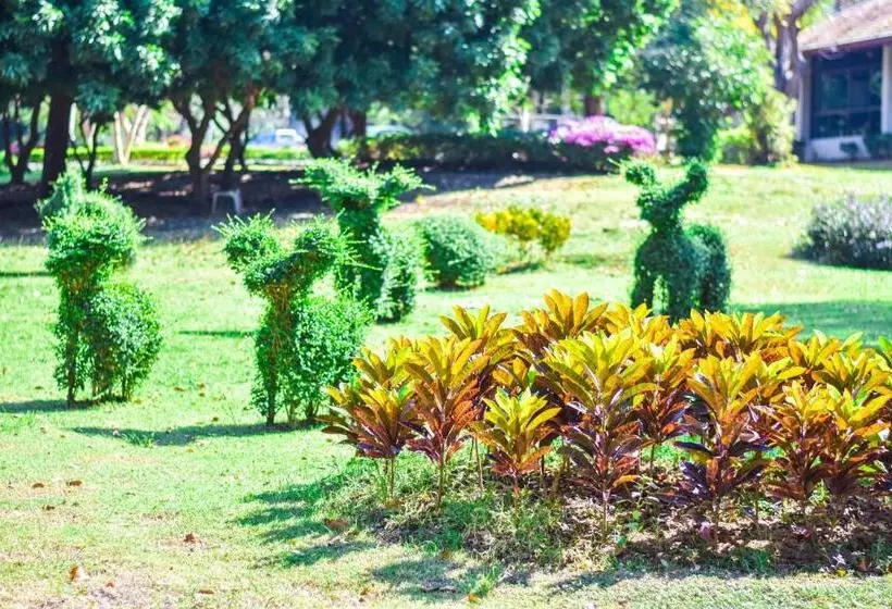 Muaklek Paradise Resort