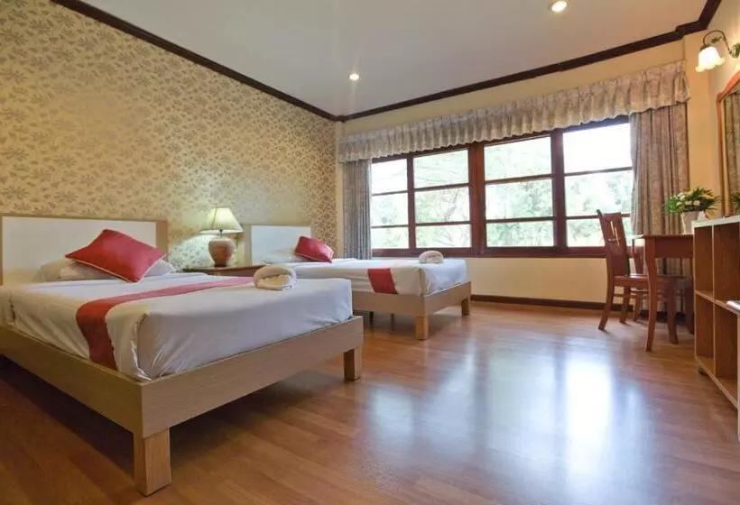 Muaklek Paradise Resort