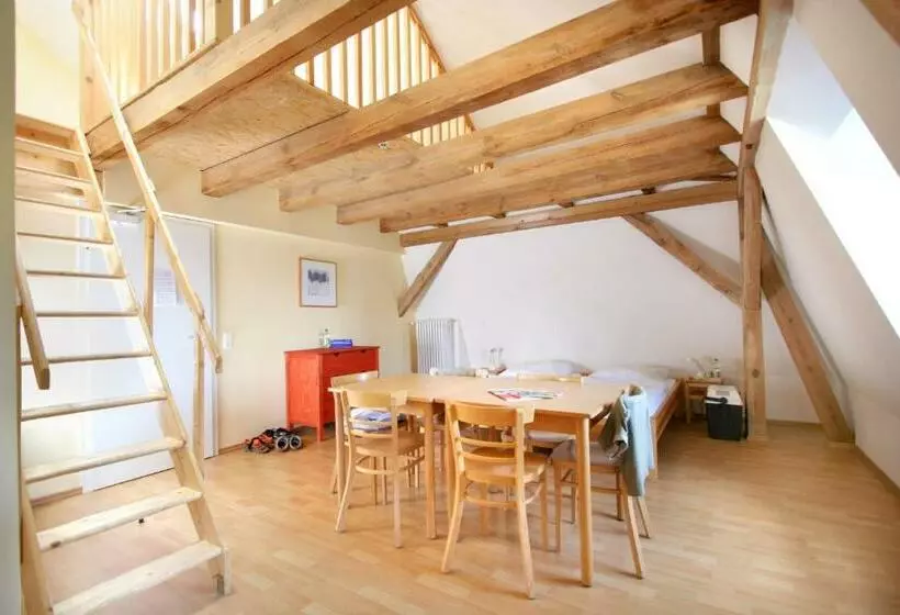 ペンション Familien Und Freizeithotel Gutshaus Petkus