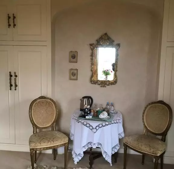 Aamiaismajoitus (B&B) The Grange