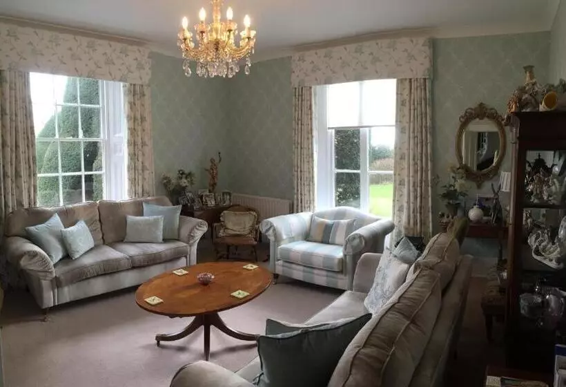 Aamiaismajoitus (B&B) The Grange