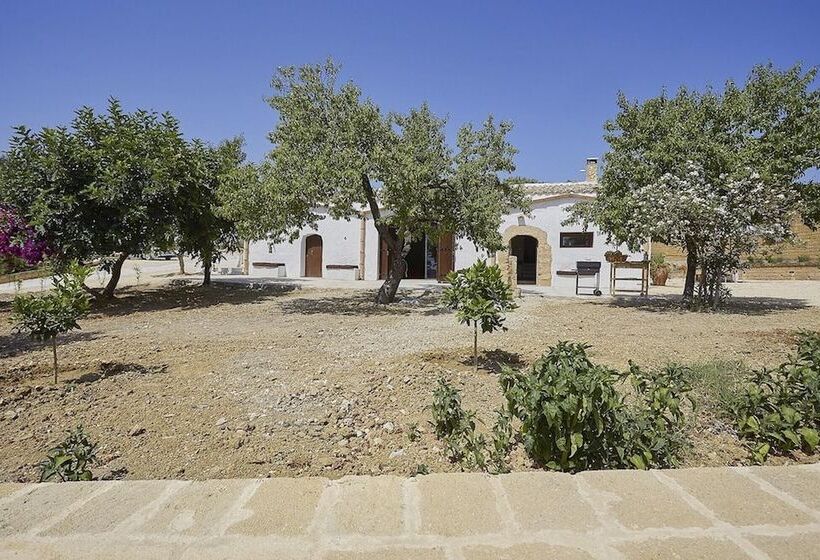 Casale Monte Kronio By Wonderful Italy