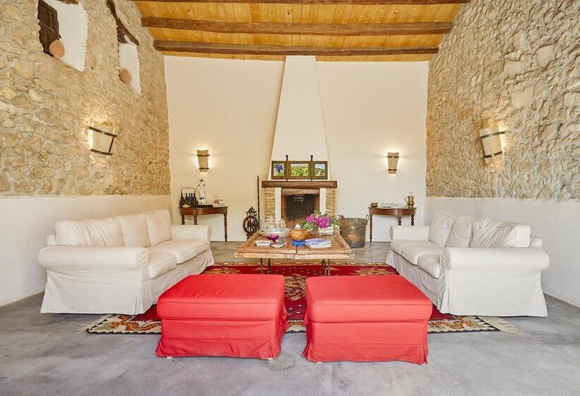 Casale Monte Kronio By Wonderful Italy