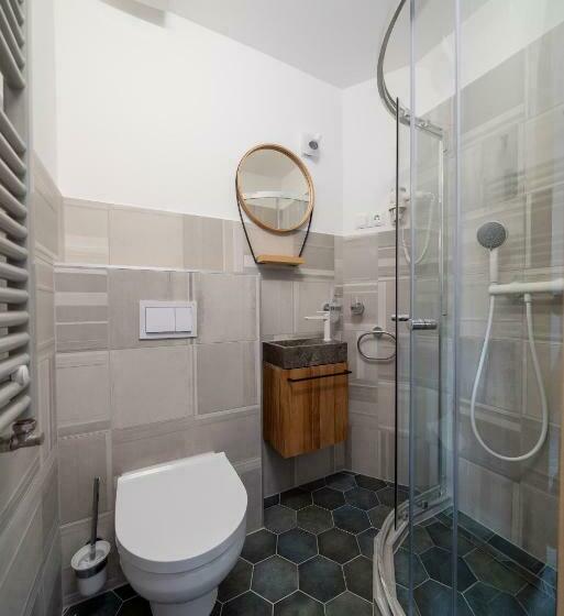 בית מלון כפרי Duett   Urban Rooms