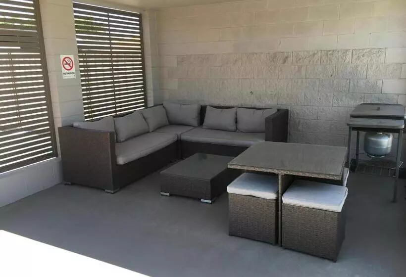 Motelli Plantation Park Motor Inn