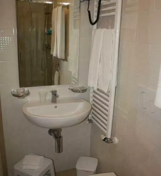 ペンション Affittacamere La Genzianella