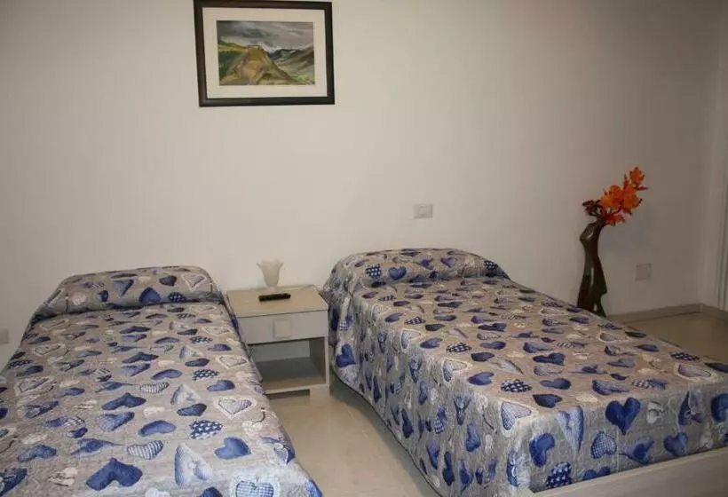 ペンション Affittacamere La Genzianella