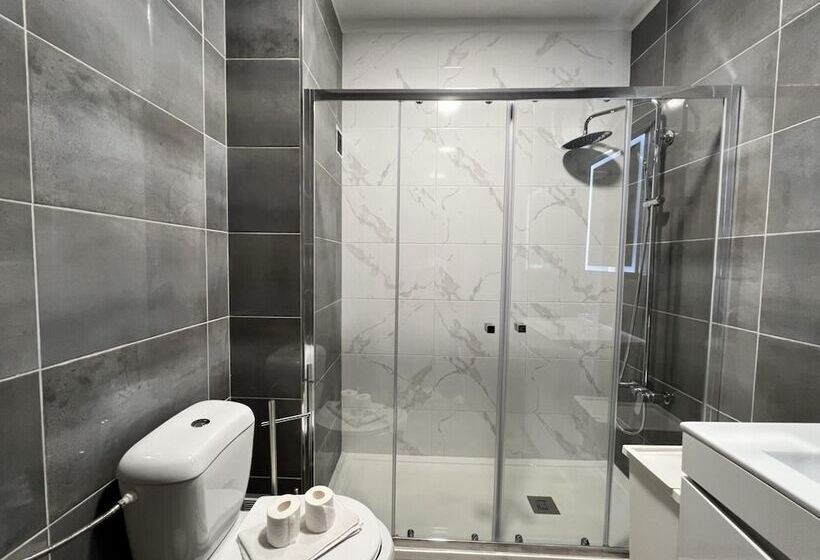 Portimão Classic With Pool By Homing