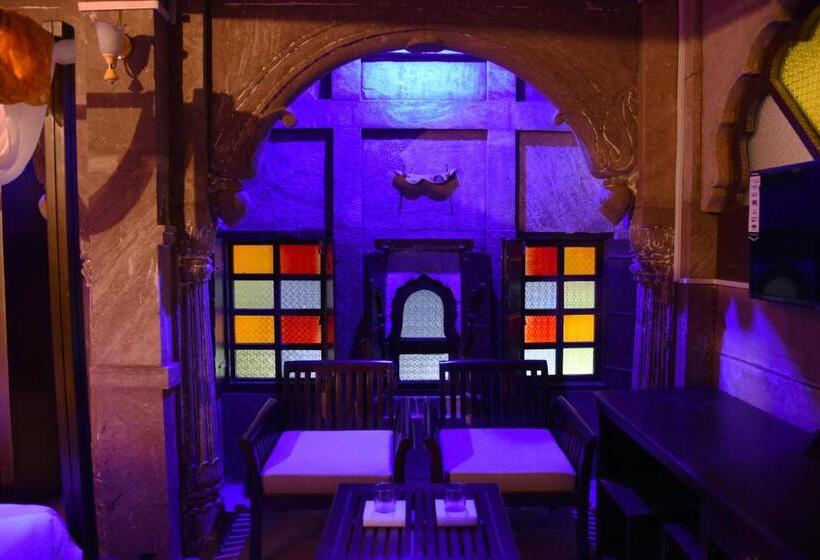 مبيت وإفطار The Thikana Heritage