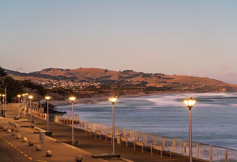 Esplanade Apartments