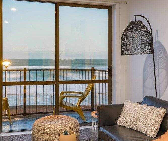 Esplanade Apartments