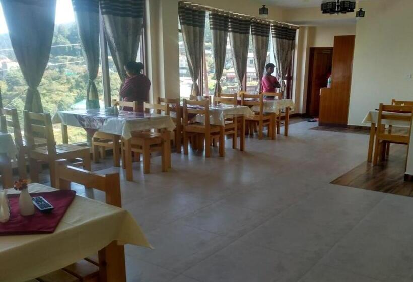 هتل Ditto Room Kufri Ashray