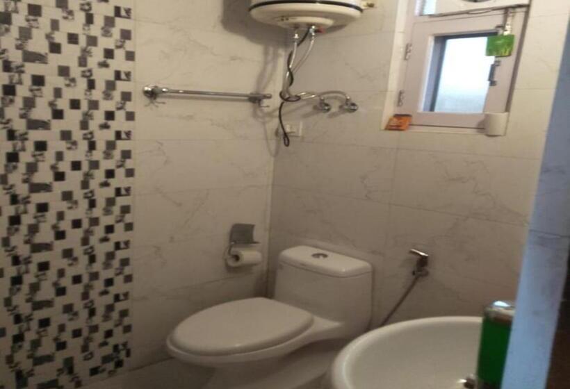 هتل Ditto Room Kufri Ashray