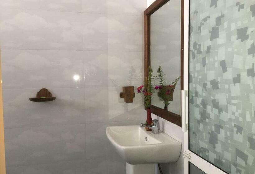 هتل Villa Surfing Sea Hiriketiya